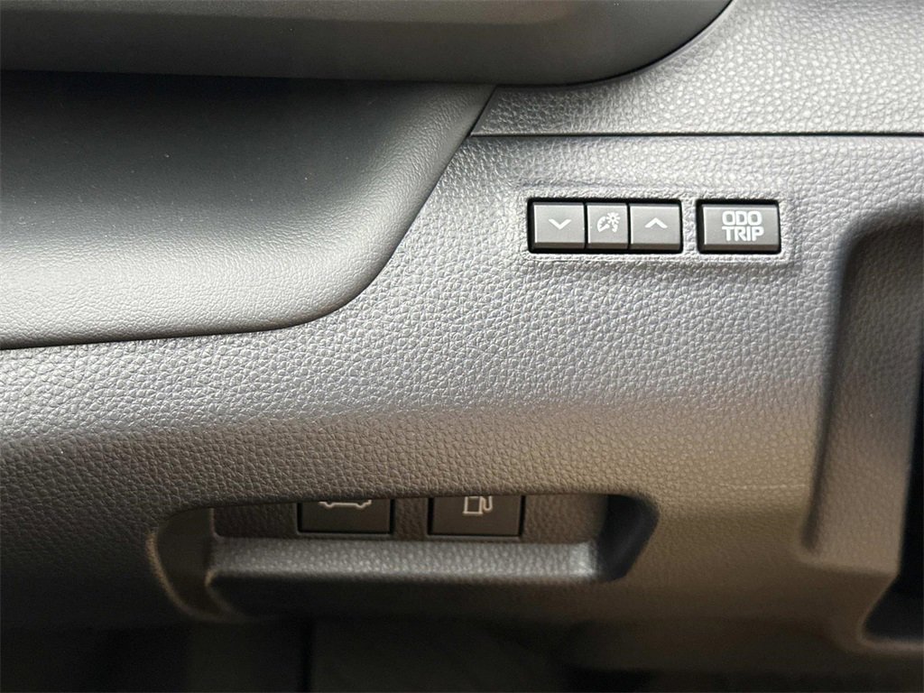 New 2026 Toyota Crown XLE image 25