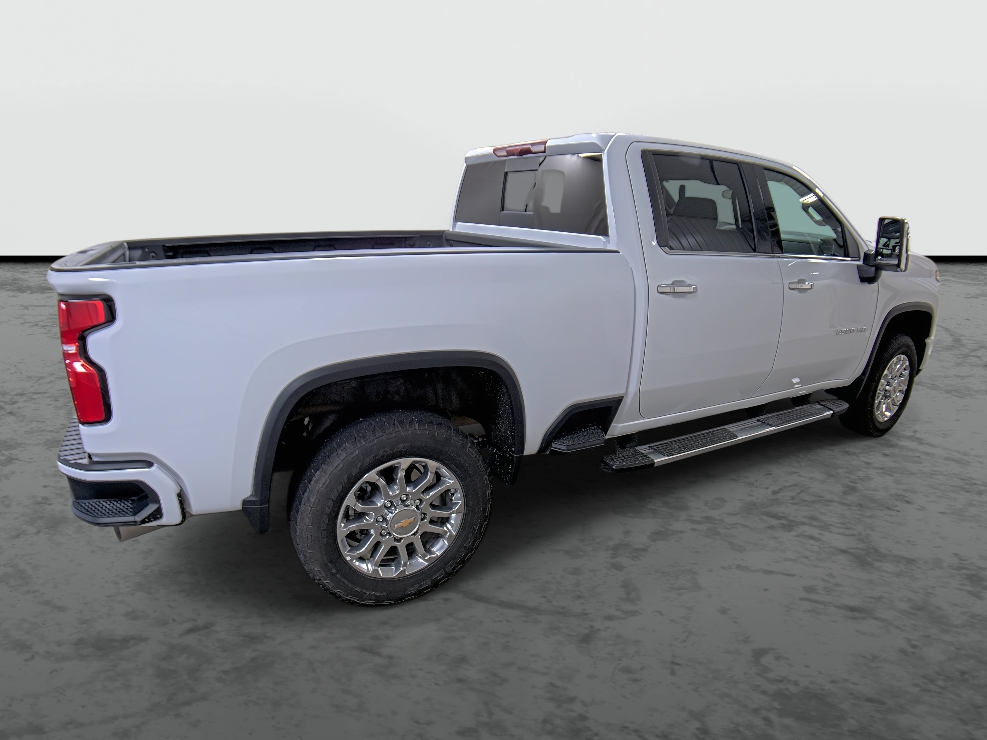 Used 2025 Chevrolet Silverado 2500 LTZ w/ Z71 Chrome Sport Edition AWD/4WD image 4