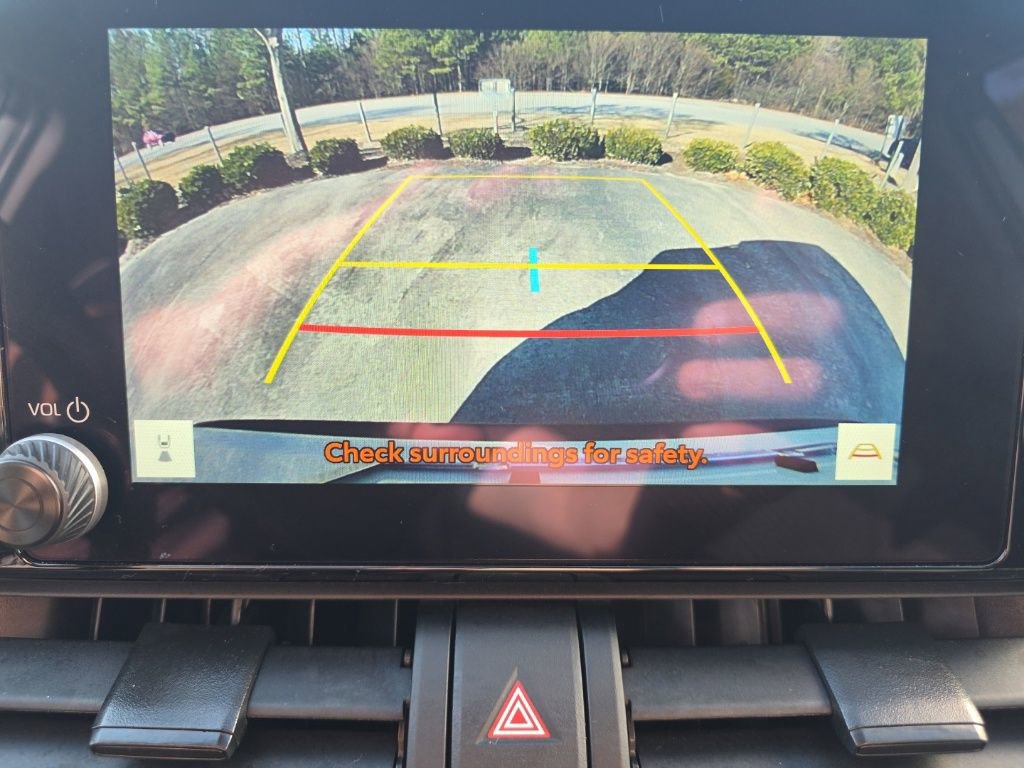 Used 2025 Toyota RAV4 LE image 29