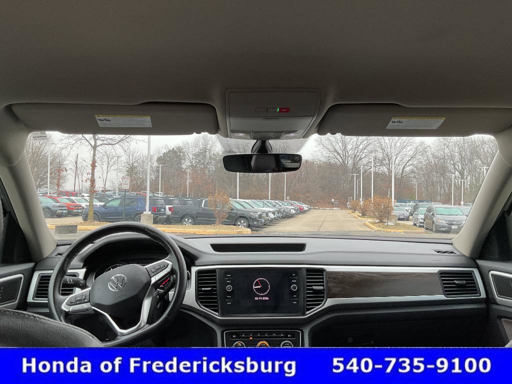 Used 2021 Volkswagen Atlas SE image 45