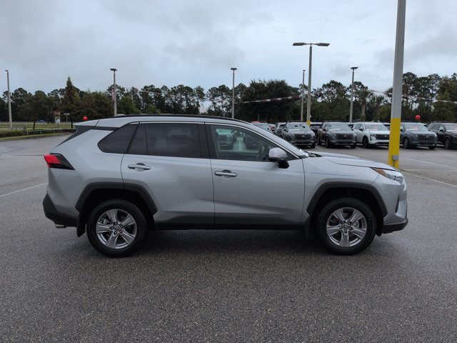 Used 2025 Toyota RAV4 XLE FWD image 4