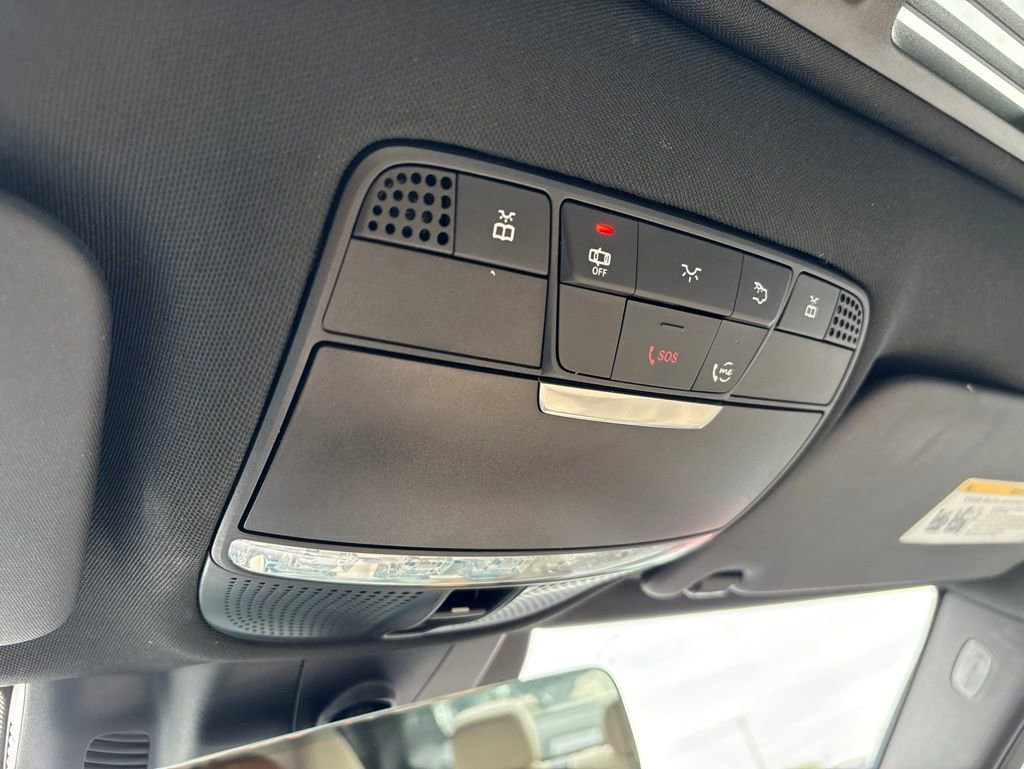 Used 2021 Mercedes-Benz C 300 4MATIC Sedan image 21