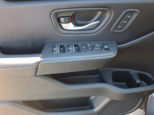 Used 2024 Honda Pilot Touring image 13