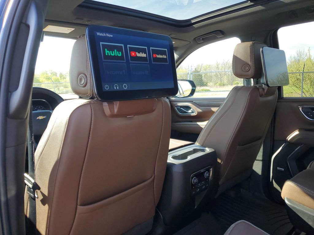 Used 2023 Chevrolet Tahoe High Country AWD/4WD image 32