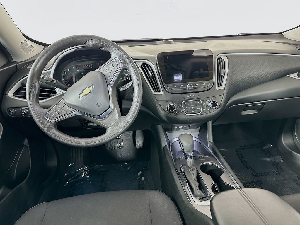 Used 2024 Chevrolet Malibu LT image 28