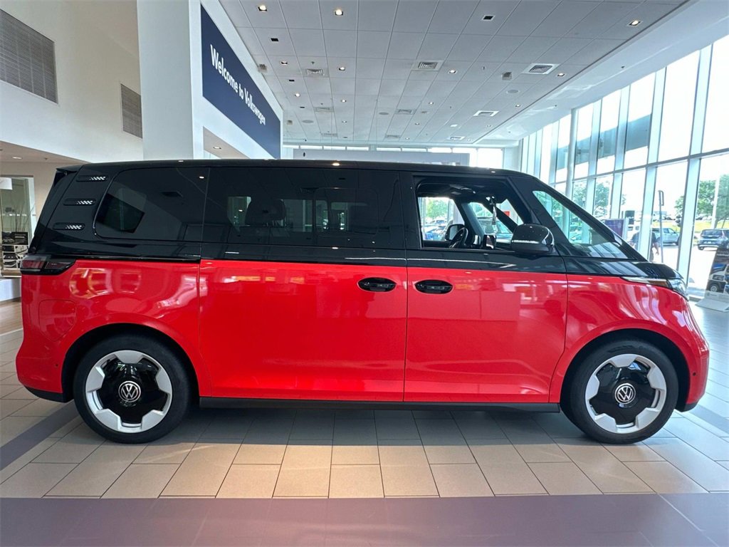 New 2025 Volkswagen ID. Buzz Pro S image 24
