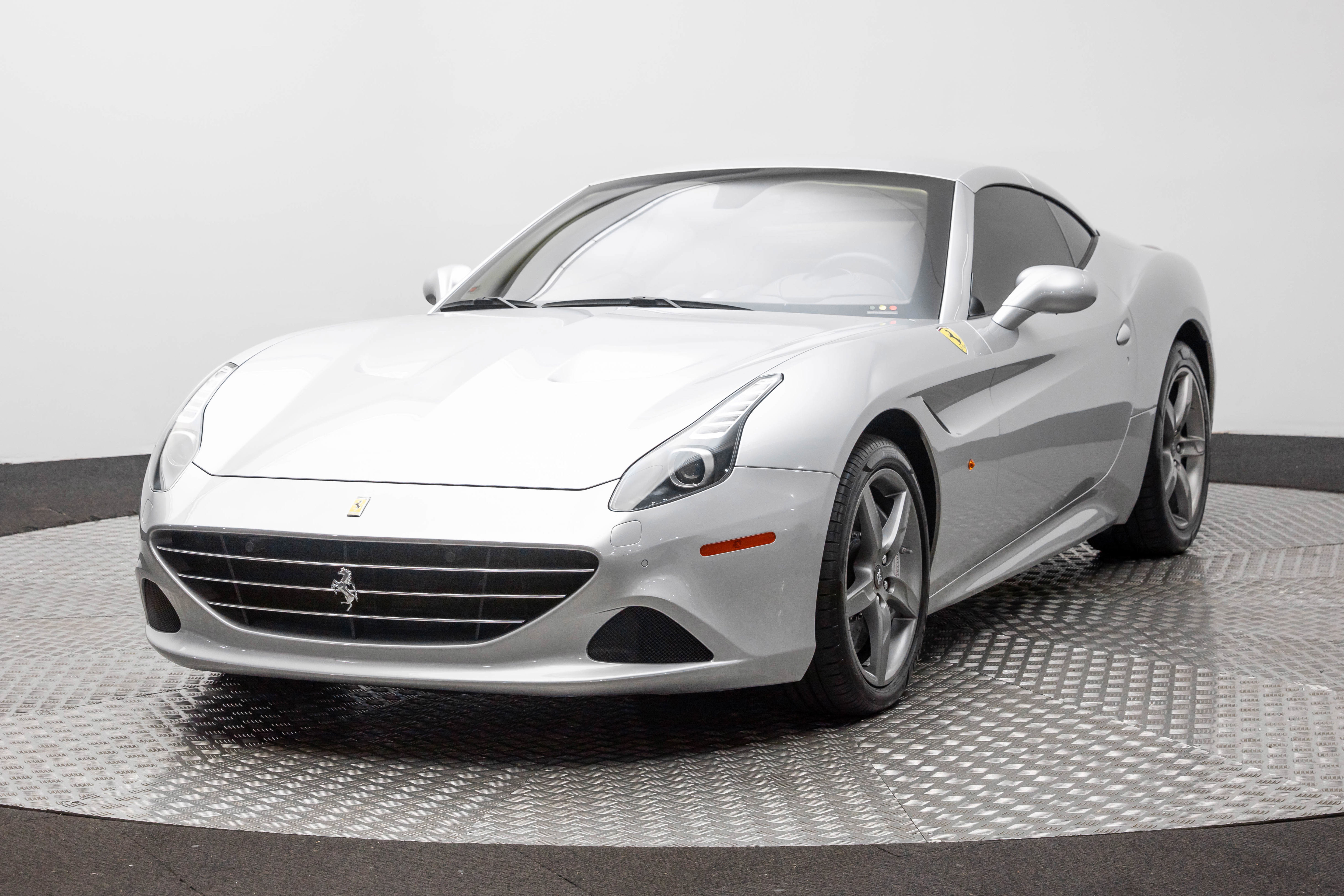 Certified 2016 Ferrari California T image 62