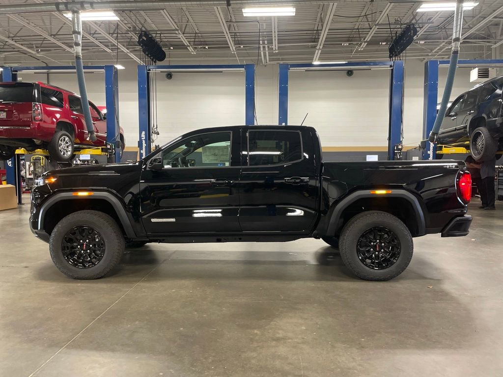 New 2026 GMC Canyon Elevation w/ Convenience Package image 4