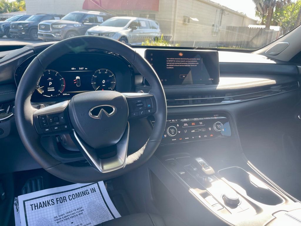 Used 2026 INFINITI QX60 Luxe w/ Cargo Package FWD image 14