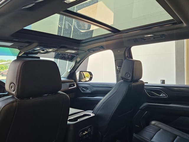 Used 2023 Chevrolet Suburban RST w/ Sport Performance Package AWD/4WD image 20