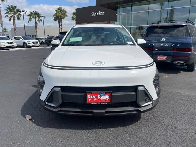 New 2026 Hyundai Kona SE FWD image 2