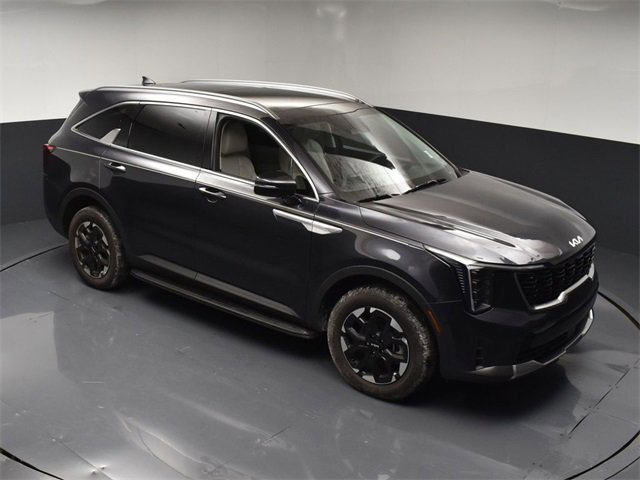 Certified 2025 Kia Sorento S w/ Panoramic Sunroof Package image 40