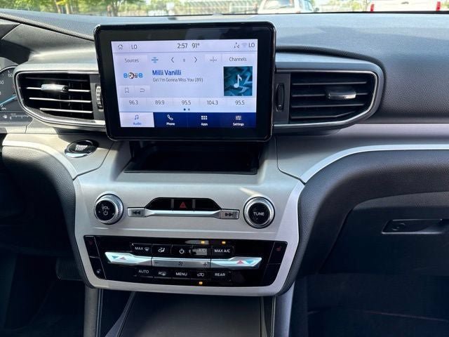 Certified 2023 Ford Explorer XLT w/ Equipment Group 202A AWD/4WD image 8