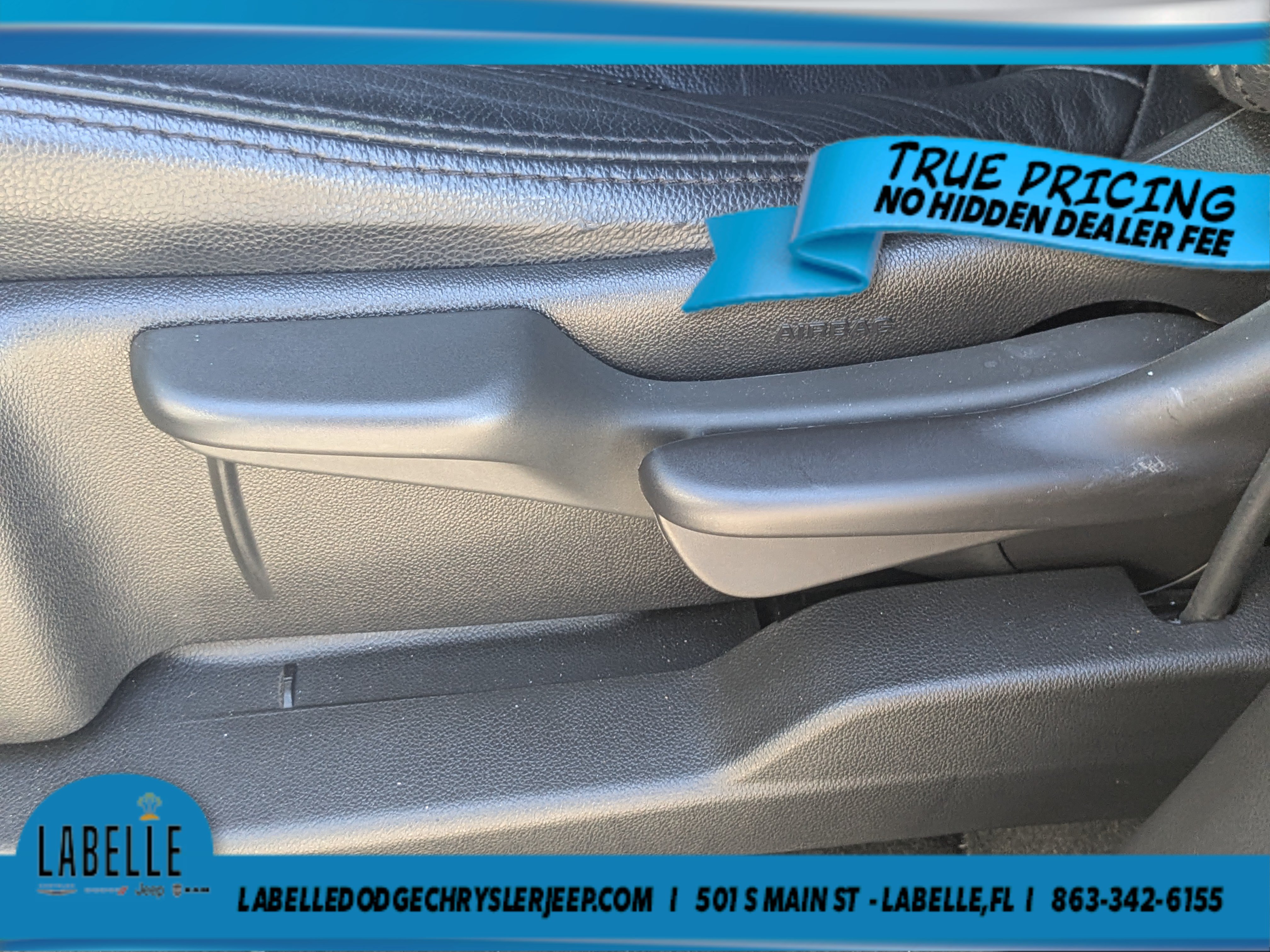 Used 2022 Chevrolet Traverse LS FWD image 25