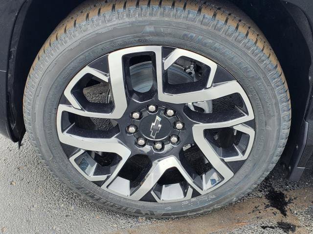 New 2025 Chevrolet Silverado EV RST image 5