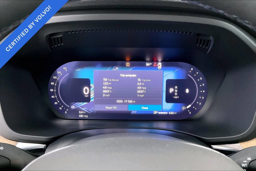 Certified 2026 Volvo XC60 B5 Plus AWD/4WD image 27