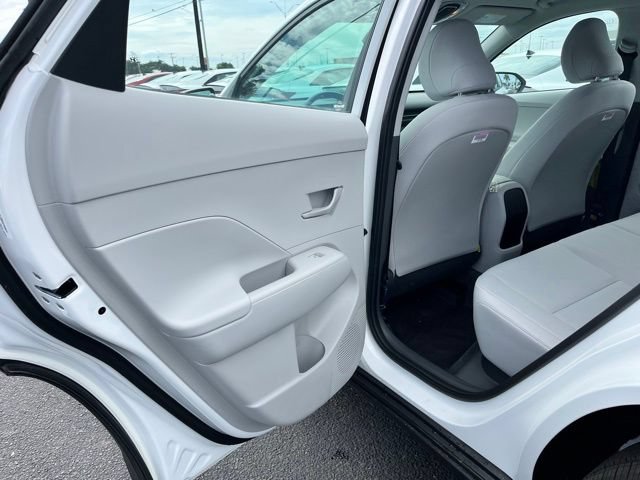 New 2026 Hyundai Kona SE FWD image 17