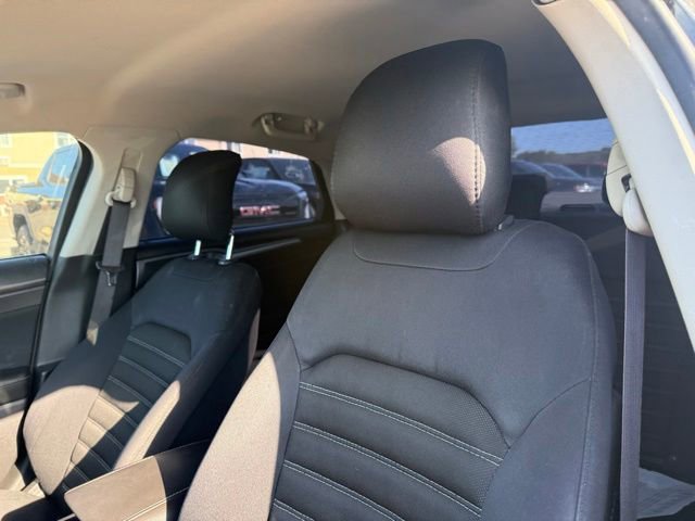 Used 2013 Ford Fusion SE FWD image 10