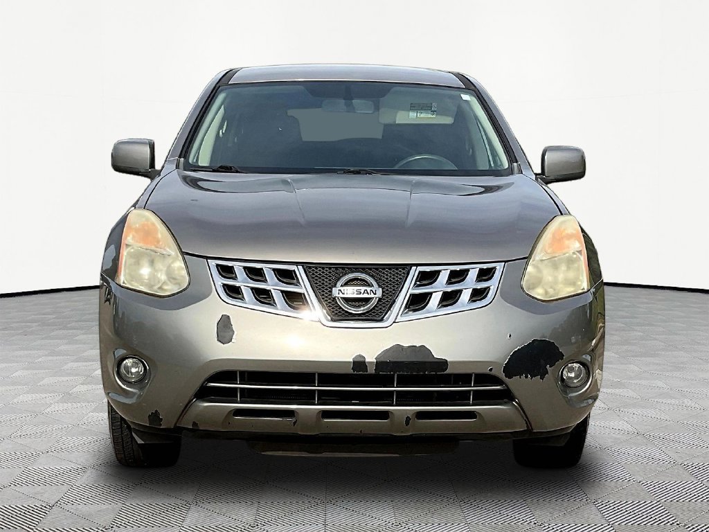 Used 2013 Nissan Rogue S w/ Special Edition Pkg FWD image 2