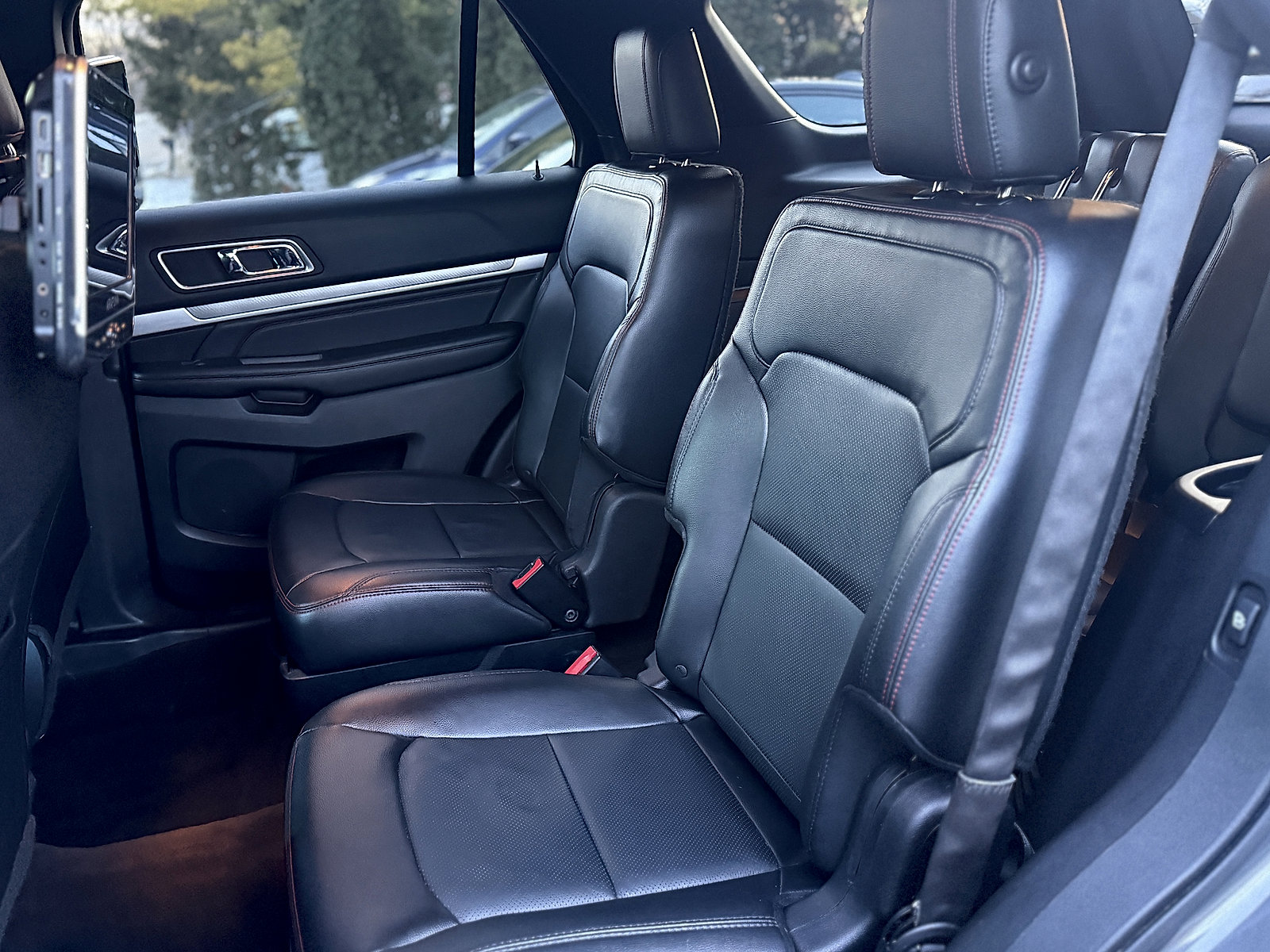 Used 2016 Ford Explorer Sport w/ Equipment Group 401A image 17