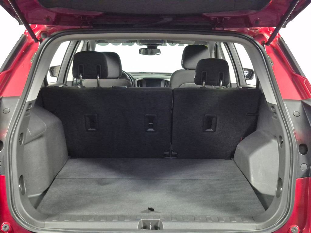 Used 2020 GMC Terrain SLE image 24