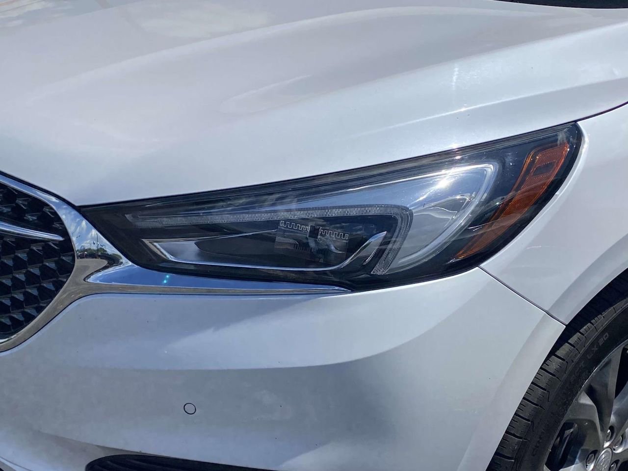 Used 2021 Buick Enclave Avenir w/ Avenir Technology Package image 4