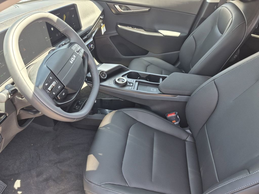 New 2025 Kia EV6 Wind AWD/4WD image 10