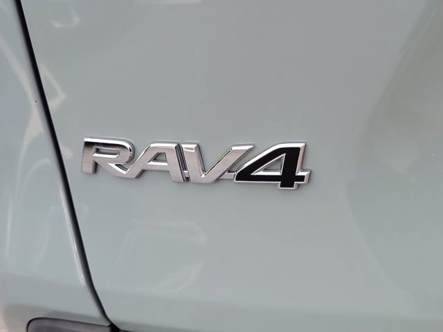Used 2023 Toyota RAV4 XLE FWD image 8