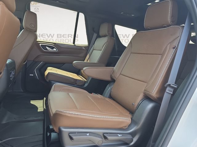 Used 2023 Chevrolet Tahoe High Country w/ Premium Package 2 AWD/4WD image 13