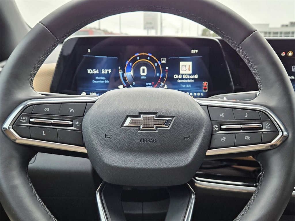 Used 2025 Chevrolet Equinox ACTIV w/ Safety and Technology Package image 20