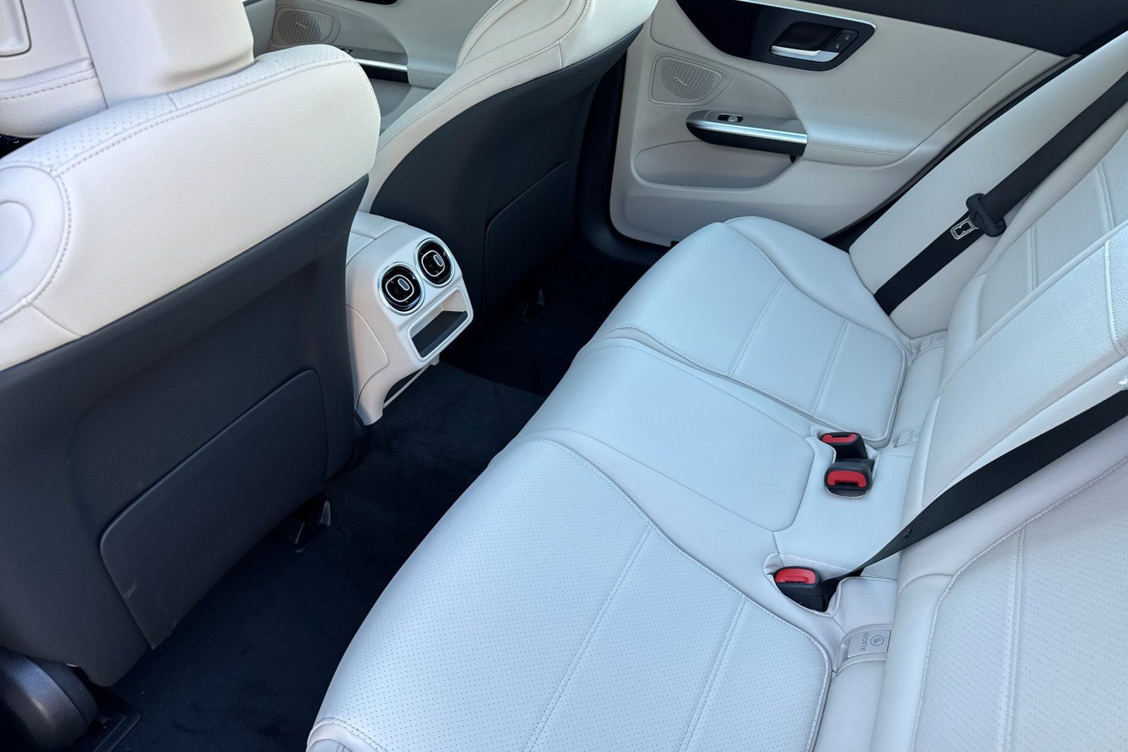 New 2026 Mercedes-Benz C 300 Sedan image 13