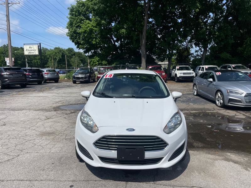 Used 2014 Ford Fiesta S FWD image 2