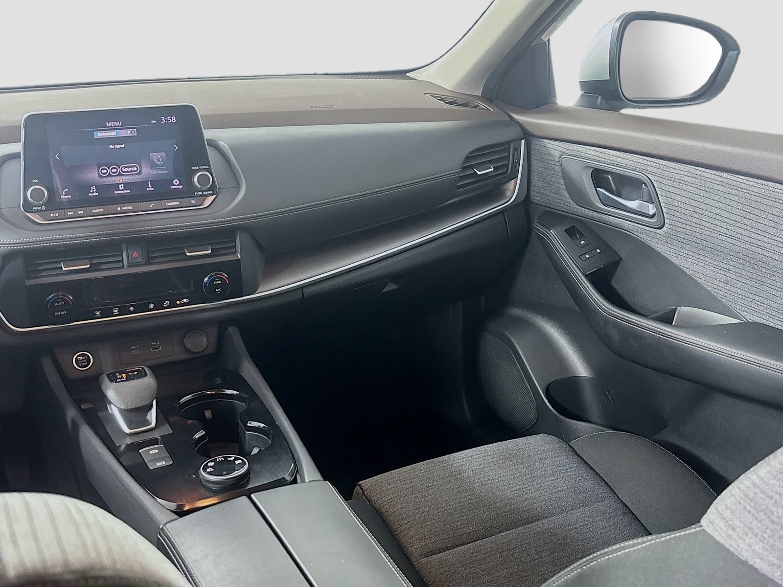 Used 2023 Nissan Rogue SV AWD/4WD image 21