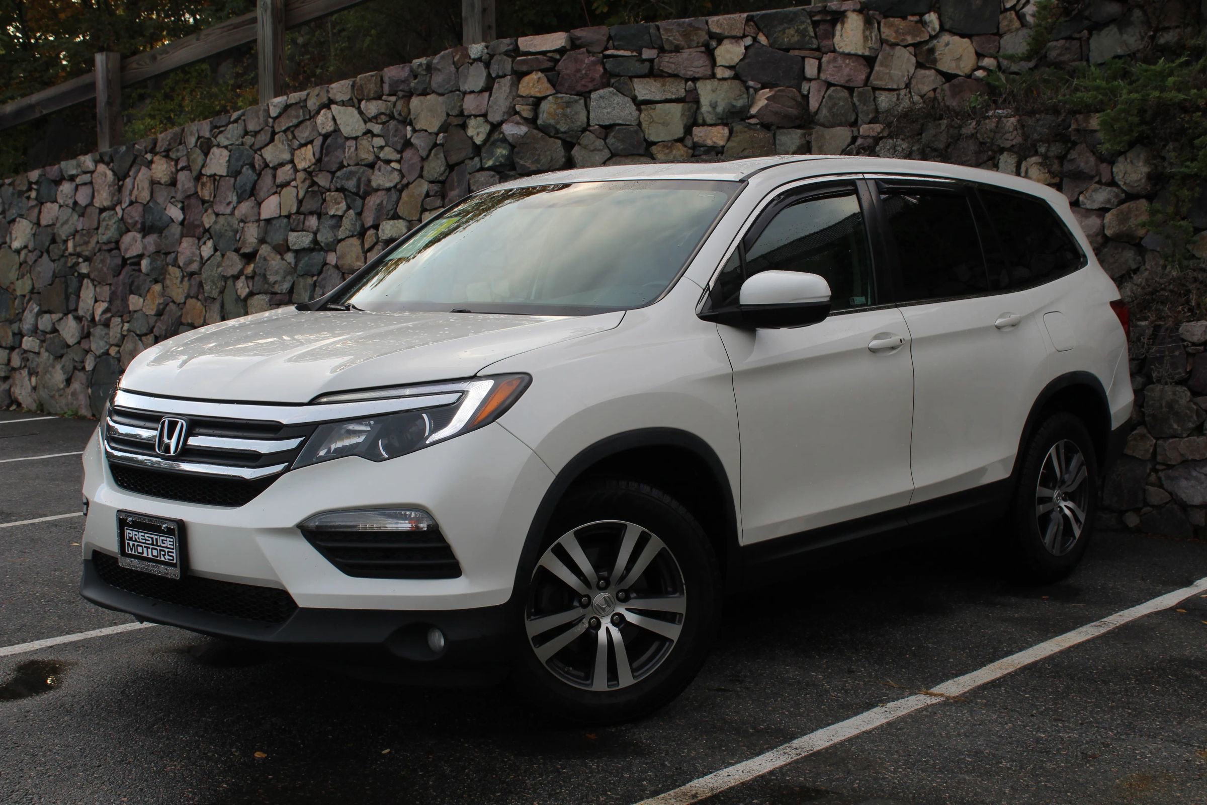 Used 2018 Honda Pilot EX-L image 2