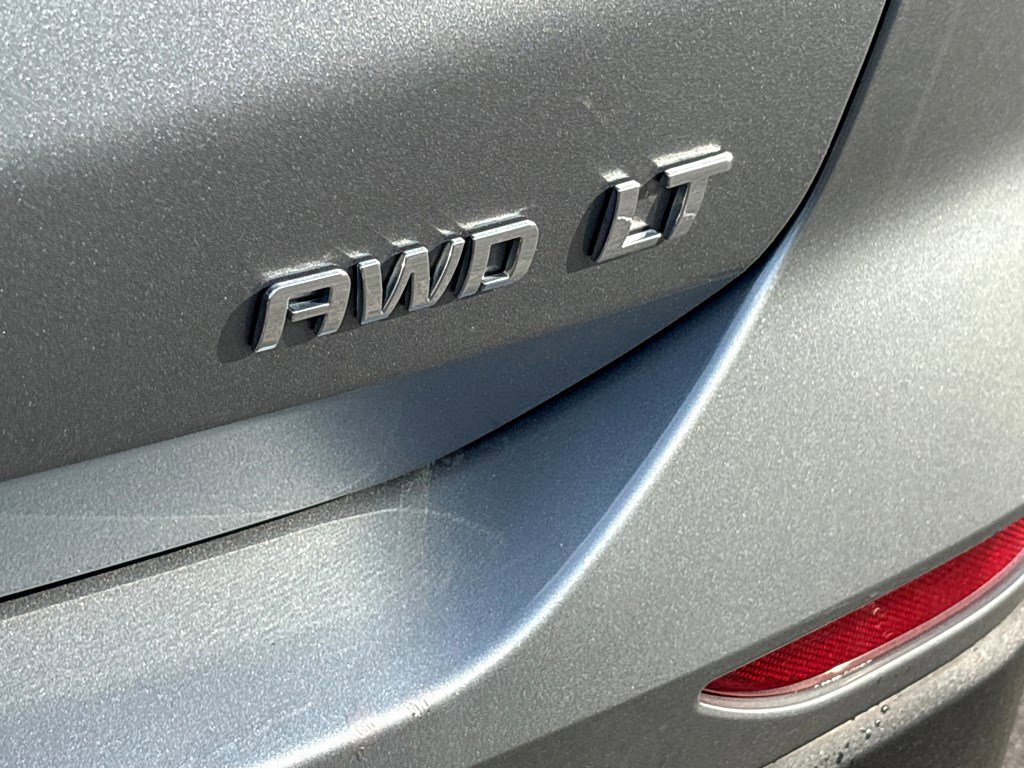 Used 2024 Chevrolet Equinox LT image 31