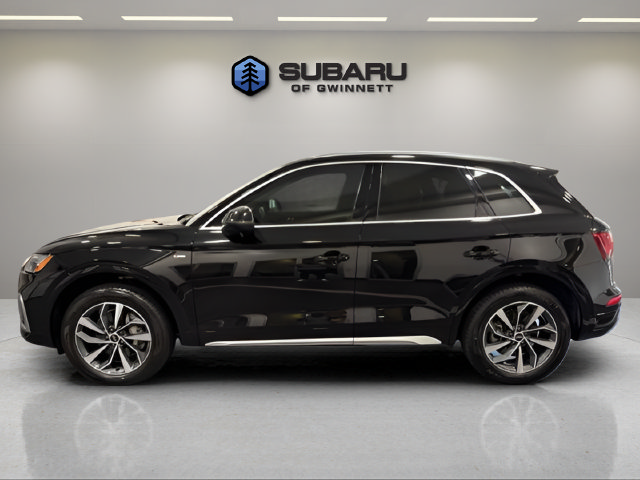 Used 2023 Audi Q5 2.0T Premium Plus w/ Premium Plus Package AWD/4WD image 2