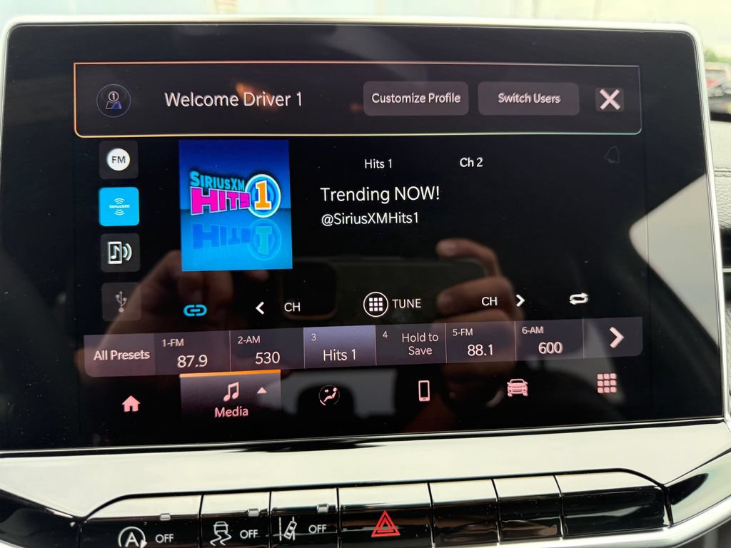 New 2026 Jeep Compass Latitude AWD/4WD image 12