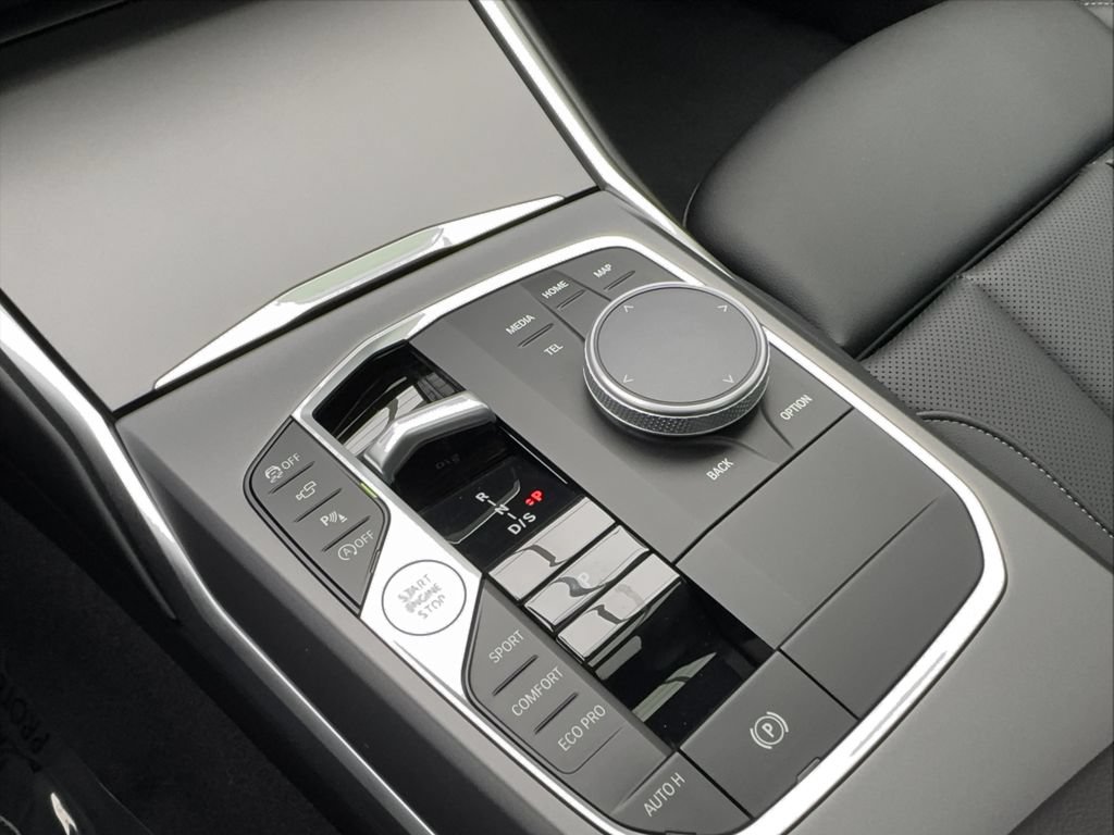 Used 2025 BMW 230i Coupe RWD image 42
