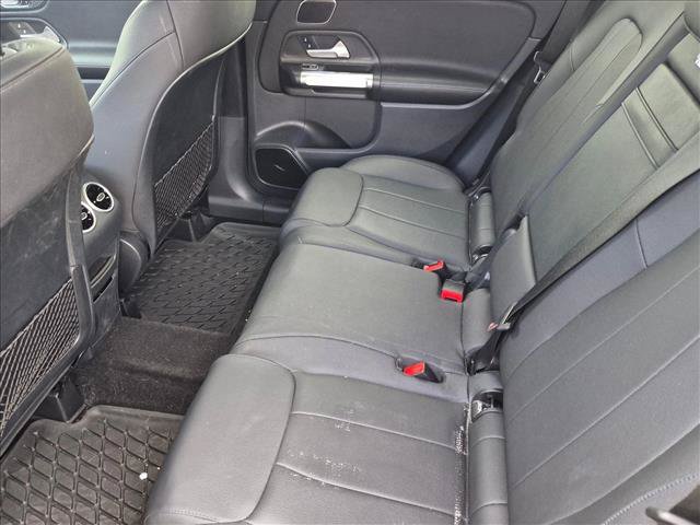 Certified 2024 Mercedes-Benz GLB 250 4MATIC image 18
