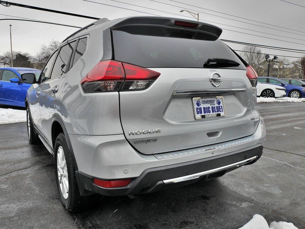 Used 2020 Nissan Rogue SV image 5