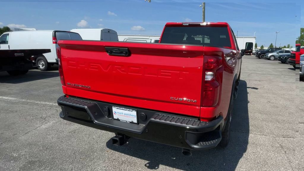 New 2026 Chevrolet Silverado 2500 Custom w/ Custom Value Package AWD/4WD image 9