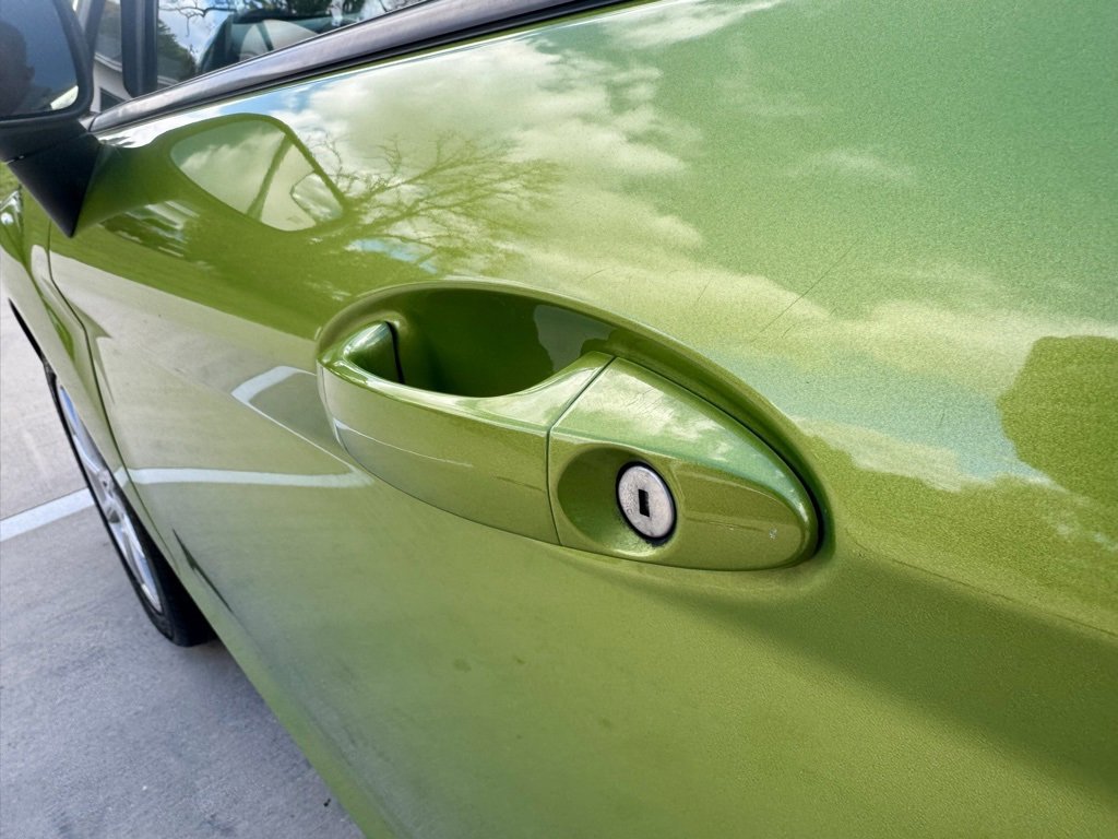 Used 2018 Ford Fiesta SE w/ Equipment Group 201A image 9