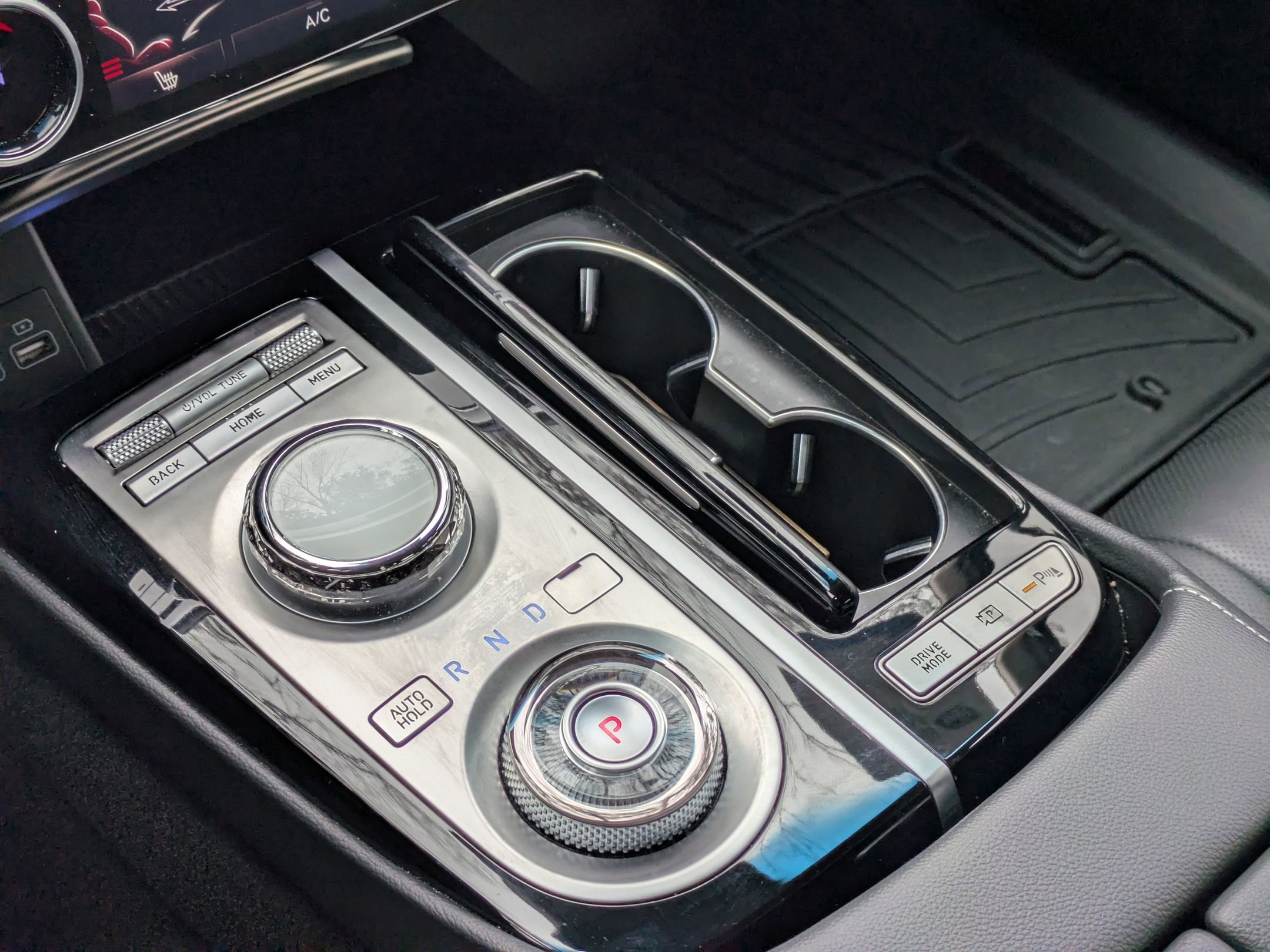 Used 2023 Genesis G80 2.5T image 22