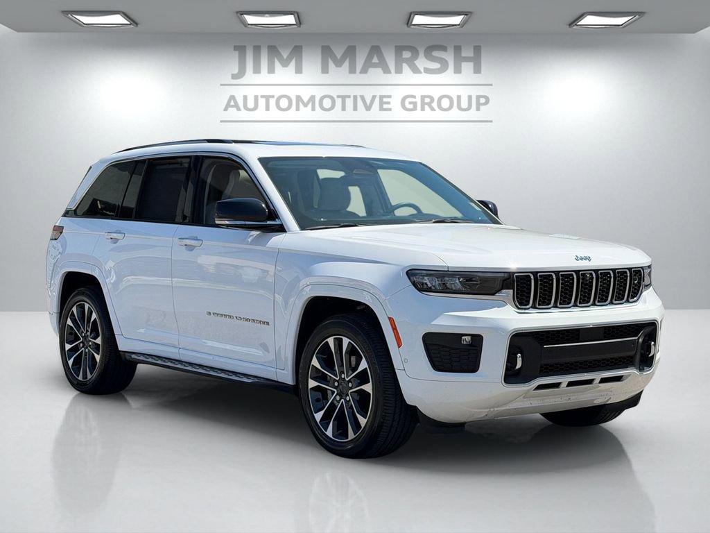 Used 2023 Jeep Grand Cherokee Overland w/ Adv Protech Group III AWD/4WD image 8