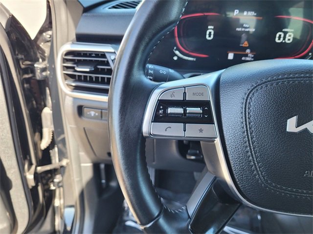 Used 2024 Kia Telluride LX image 19