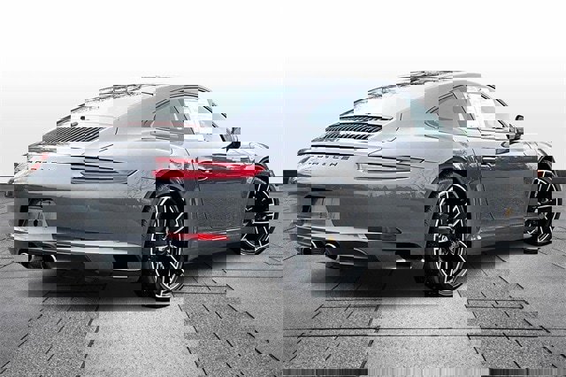 Used 2017 Porsche 911 Carrera 4 image 7