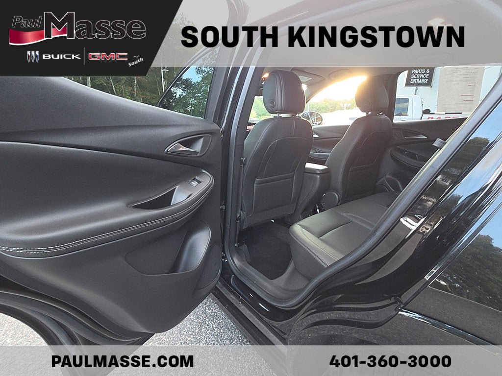 Certified 2024 Buick Encore GX Sport Touring w/ Advanced Technology Package AWD/4WD image 17