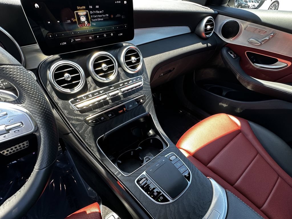 Certified 2022 Mercedes-Benz GLC 300 image 30
