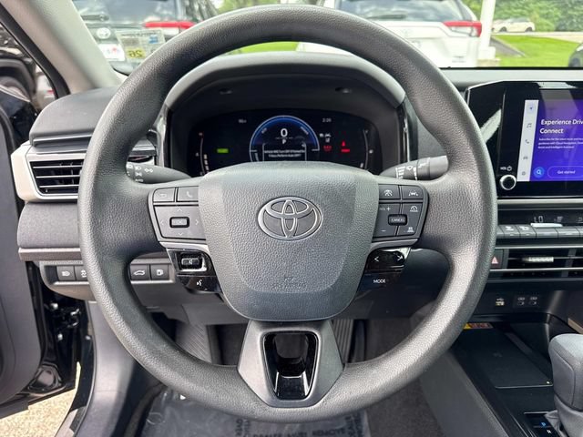 Used 2025 Toyota Camry LE w/ Convenience Package FWD image 26