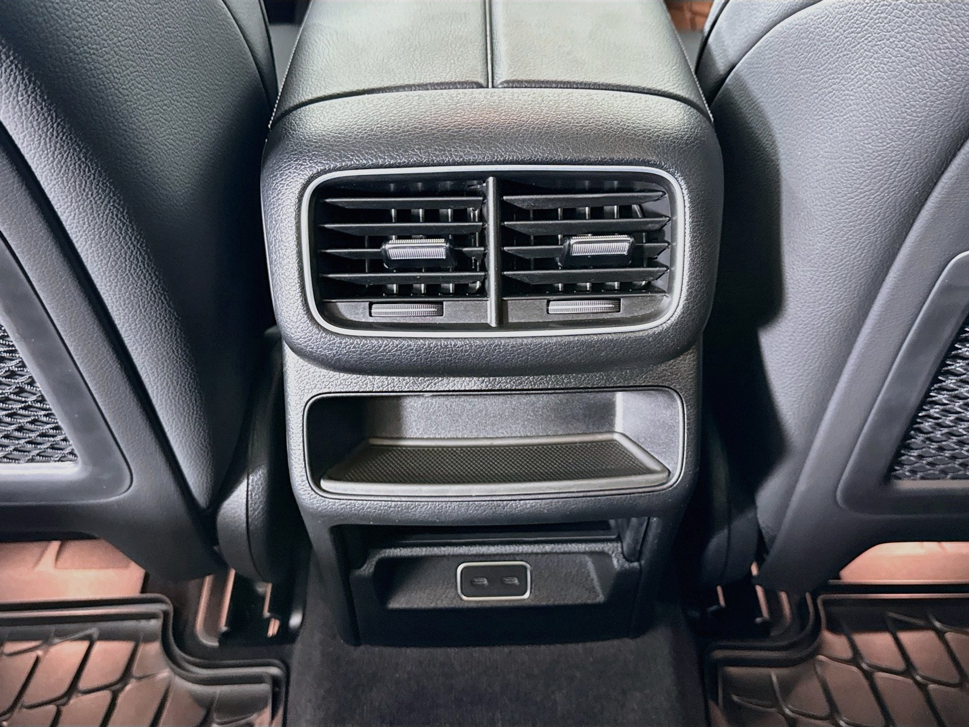 Certified 2025 Mercedes-Benz GLE 350 4MATIC image 28